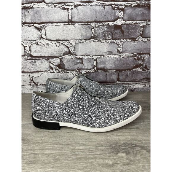 Miista London Black White Leather Cracked Print Center Zip Shoes Women 39EU/8.5M - Picture 12 of 16